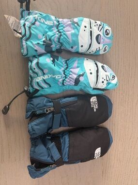 Dakine Teal Patterned Kids Mittens - Teal, Purple, White
